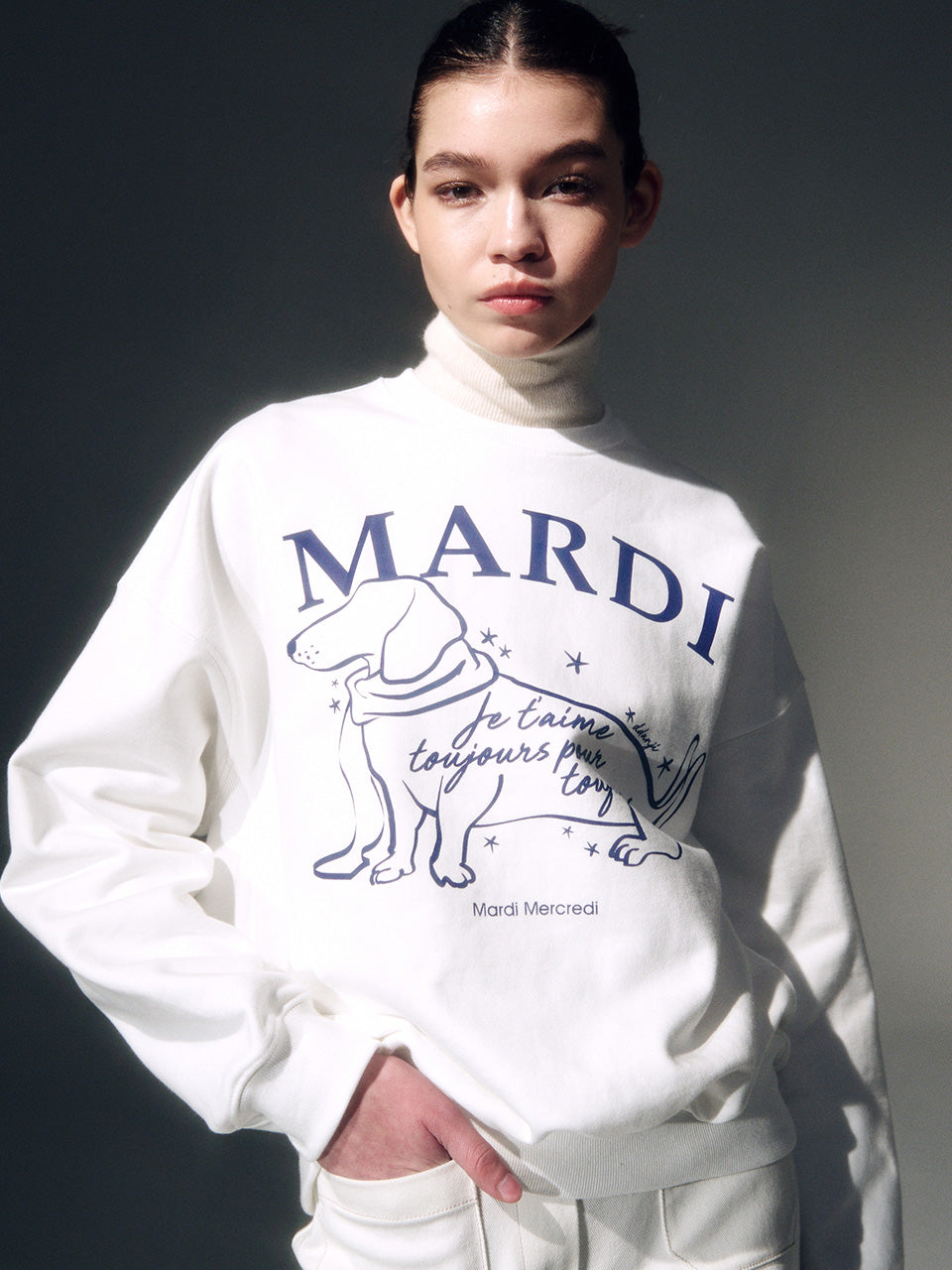 MARDI SWEATSHIRT HOLIDAY SWING THE TAIL DDANJI_WHITE BLUE