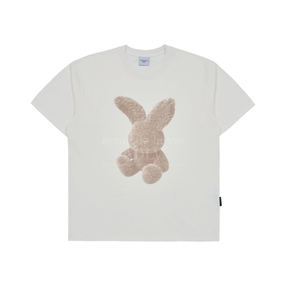 ADLV BLACK FUZZY RABBIT SHORT SLEEVE T-SHIRT CREAM