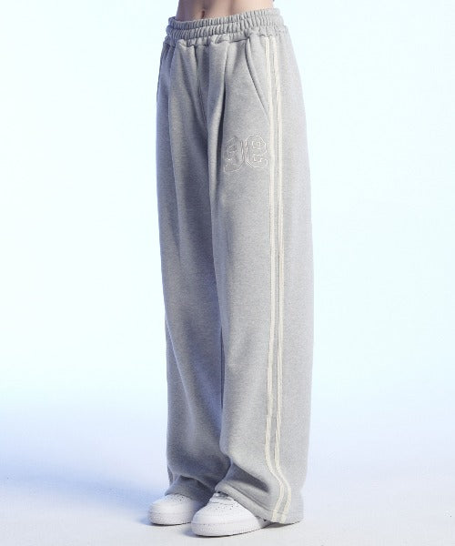 AMBLER Heritage Race Track Wide Training Sweatpants