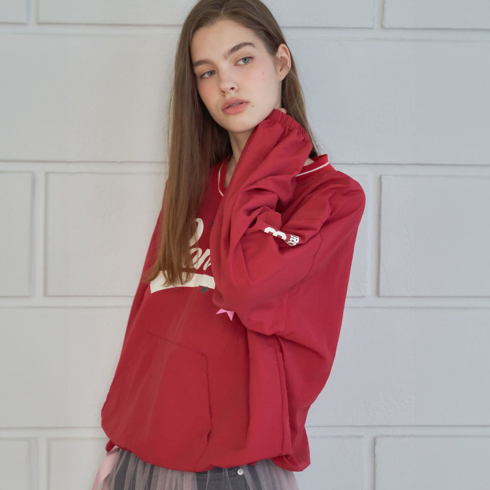 
                  
                    RONRON NYLON V NECK ANORAK SWEATSHIRT DEEP RED
                  
                