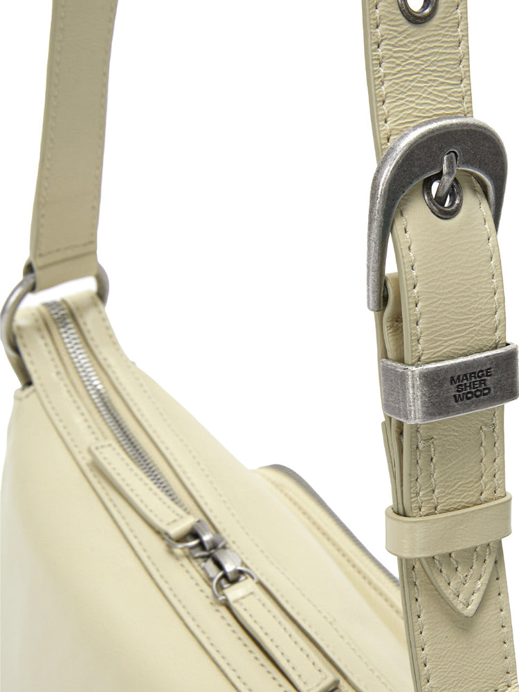 
                  
                    MARGESHERWOOD OUTPOCKET HOBO MINI_blond wood glossy plain
                  
                