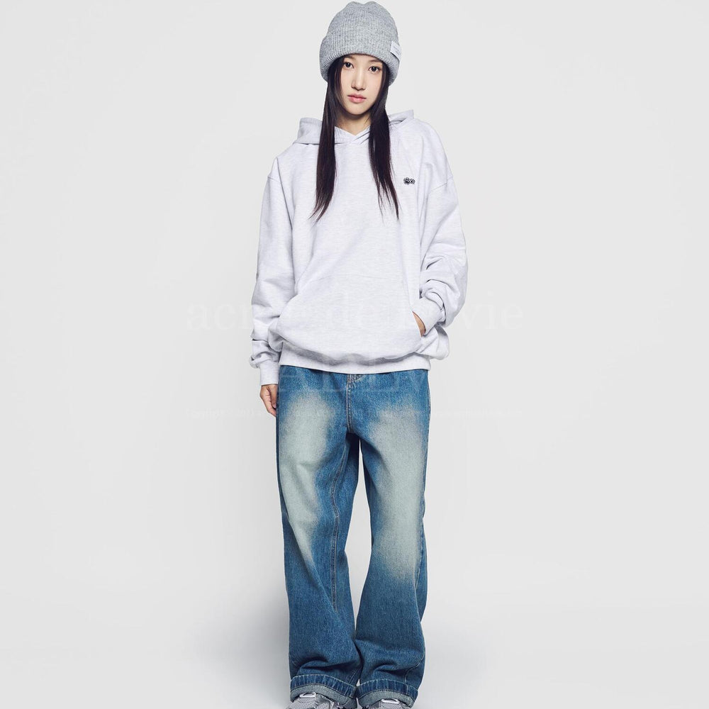 
                  
                    HOSHI X ADLV WAPPEN HOODIE MELANGE
                  
                