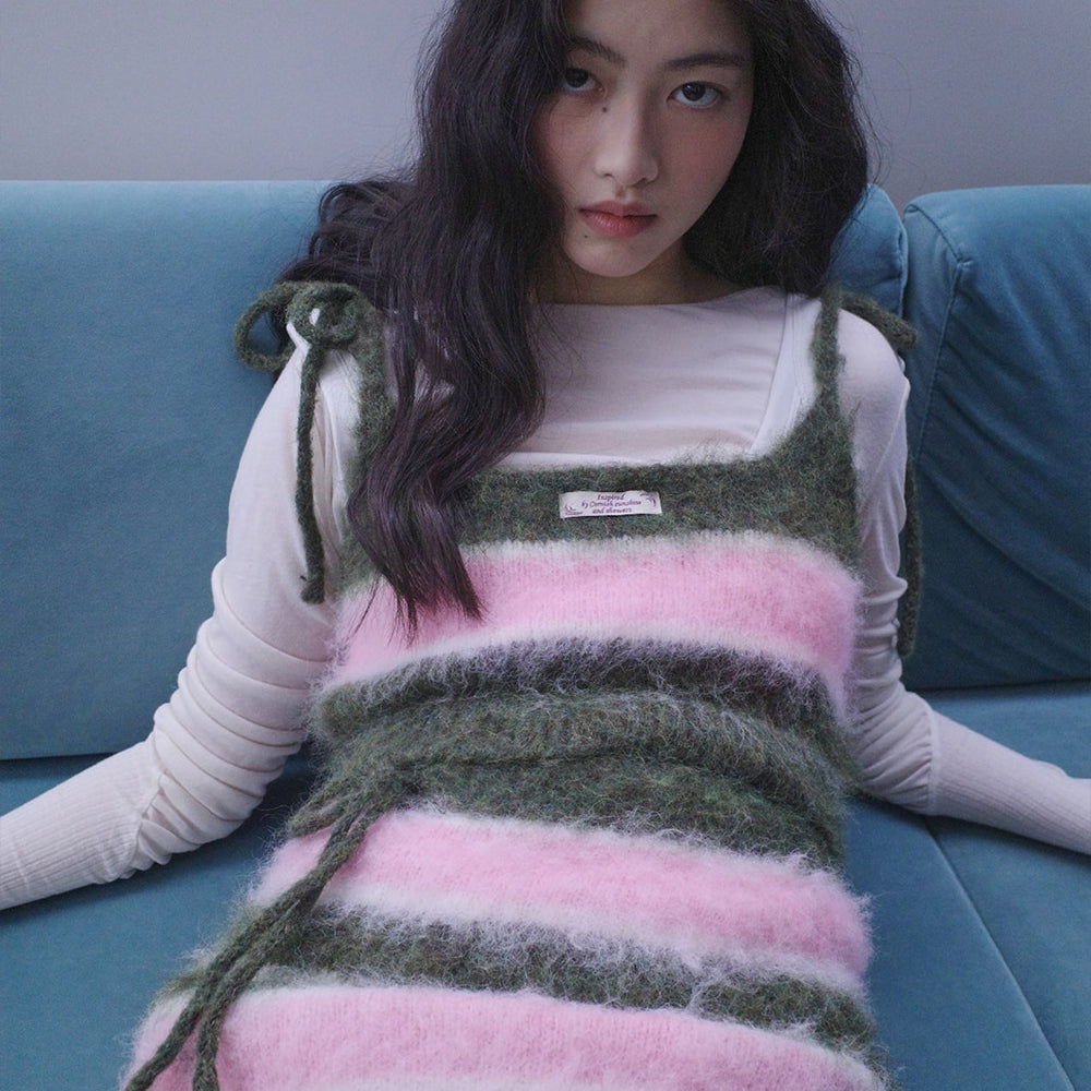 
                  
                    ROCKFISH STRIPE SHAGGY KNIT BUSTIER
                  
                