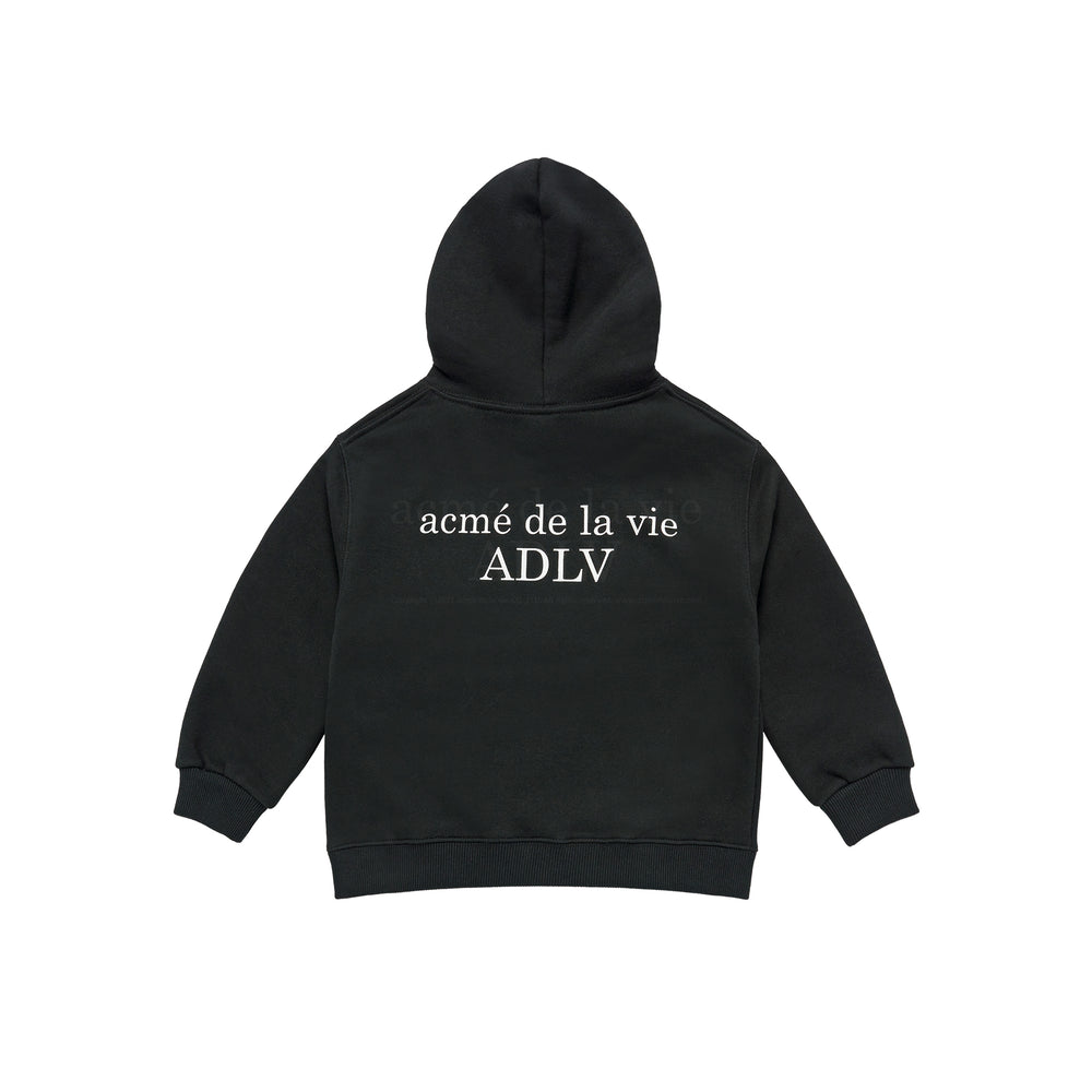 
                      
                        KIDS BASIC LOGO HOODIE
                      
                    