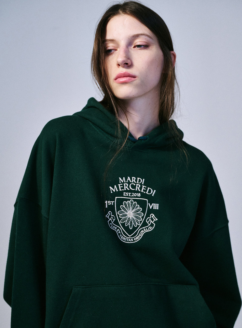 MARDI HOODY ALUMNI SMALL EMBLEM NEEDLEWORK_DEEPGREEN CREAM