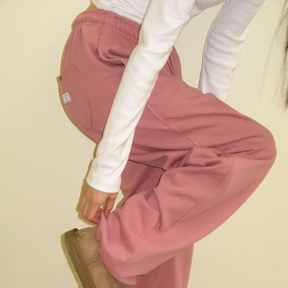 
                  
                    RONRON BACK HEART STITCH POCKET SWEAT JOGGER PANTS DUSTY PINK
                  
                