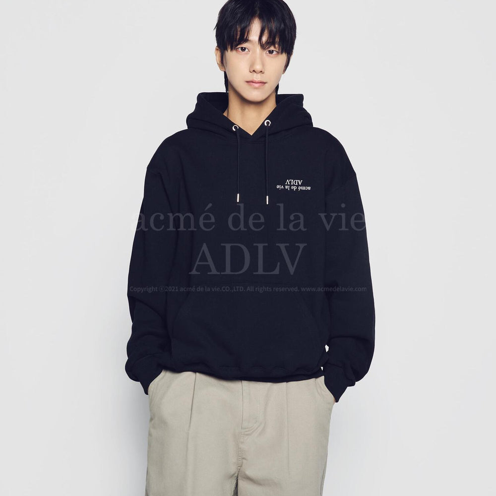 ADLV UPSIDE DOWN LOGO NAPPING ZURRY HOODIE BLACK