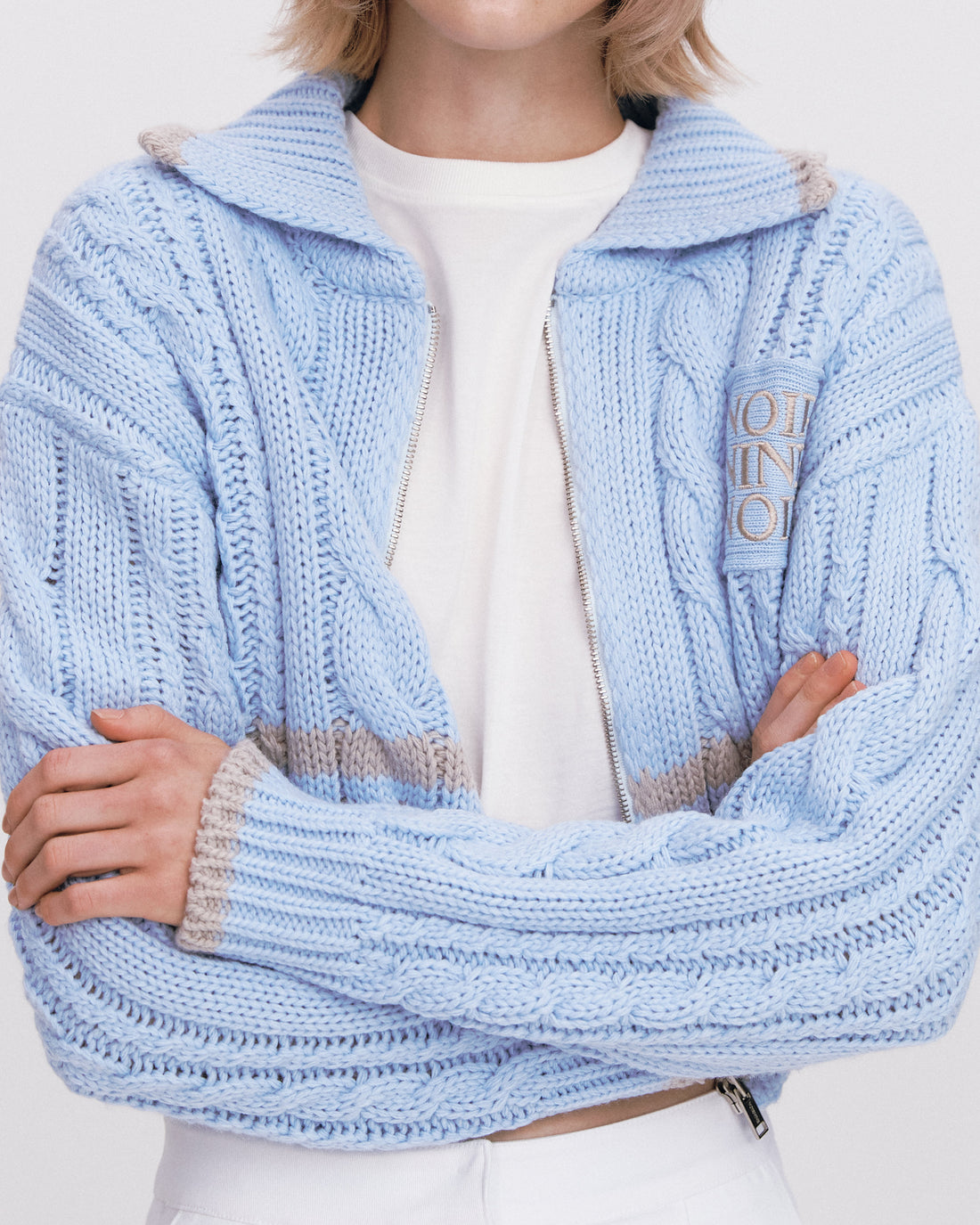 NOIRNINE Logo Cable Knit Zip-Up BLUE