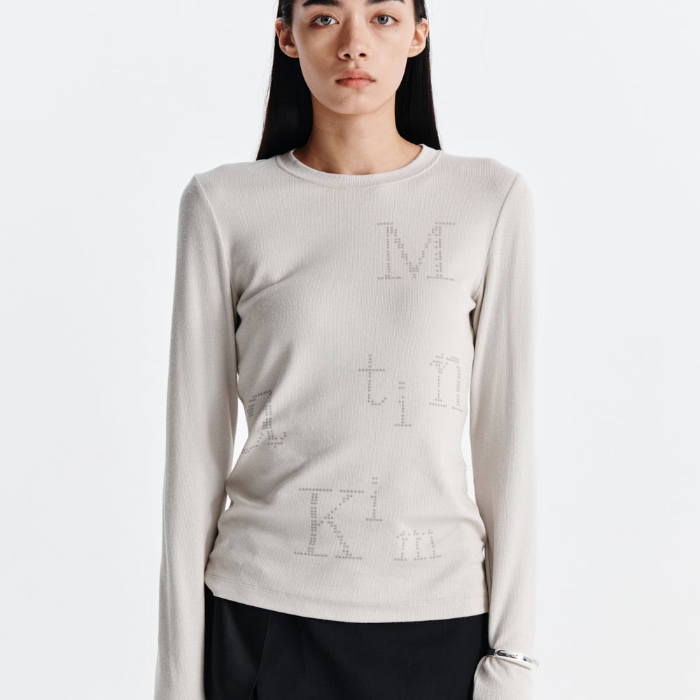 MATIN KIM DOT GRAPHIC LOGO LETTERING TOP IN LIGHT BEIGE