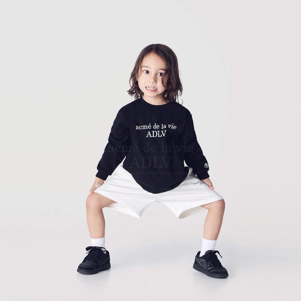 
                      
                        KIDS BASIC LOGO LONG SLEEVE T-SHIRT
                      
                    