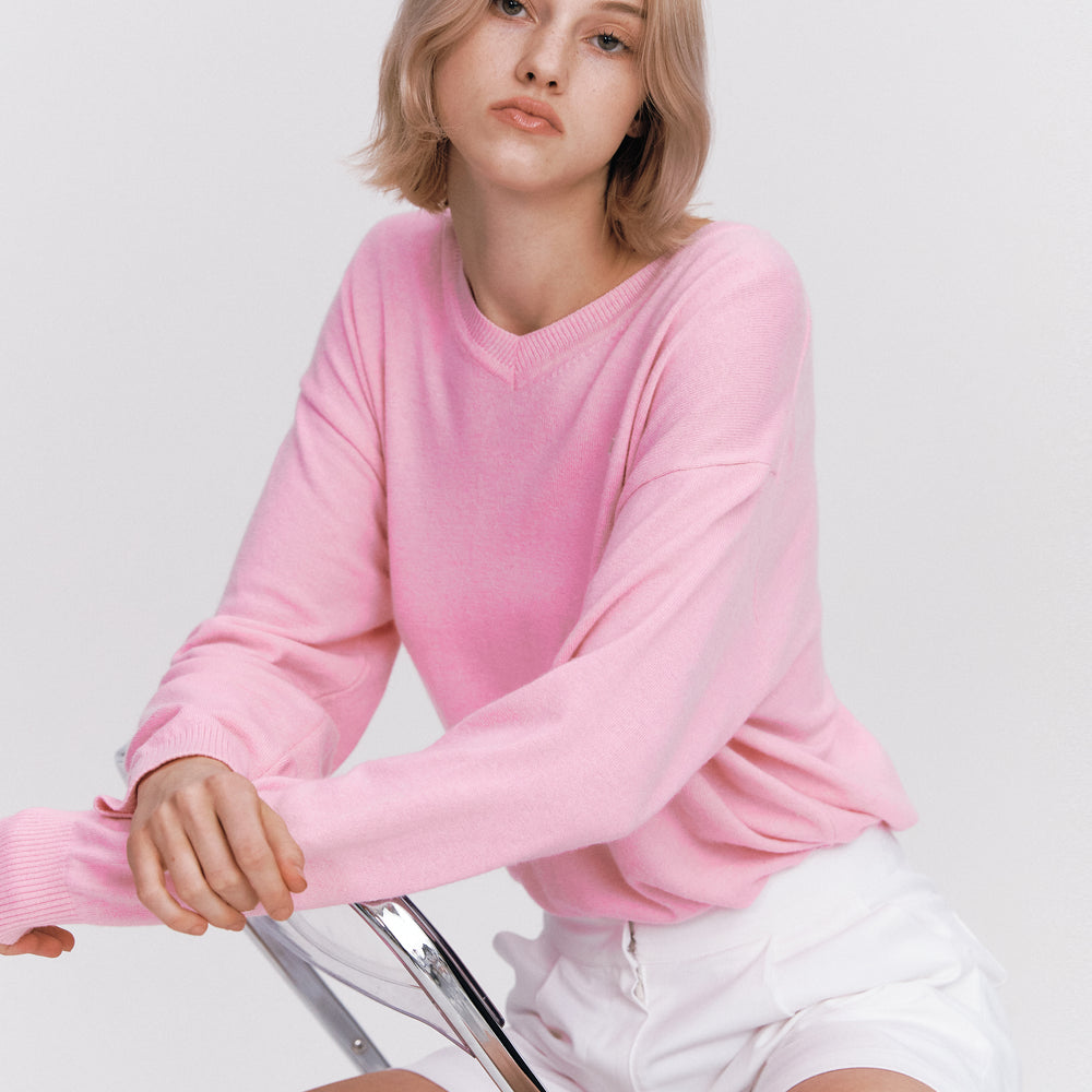 
                  
                    NOIRNINE UNISEX N V-Neck Knit PINK
                  
                