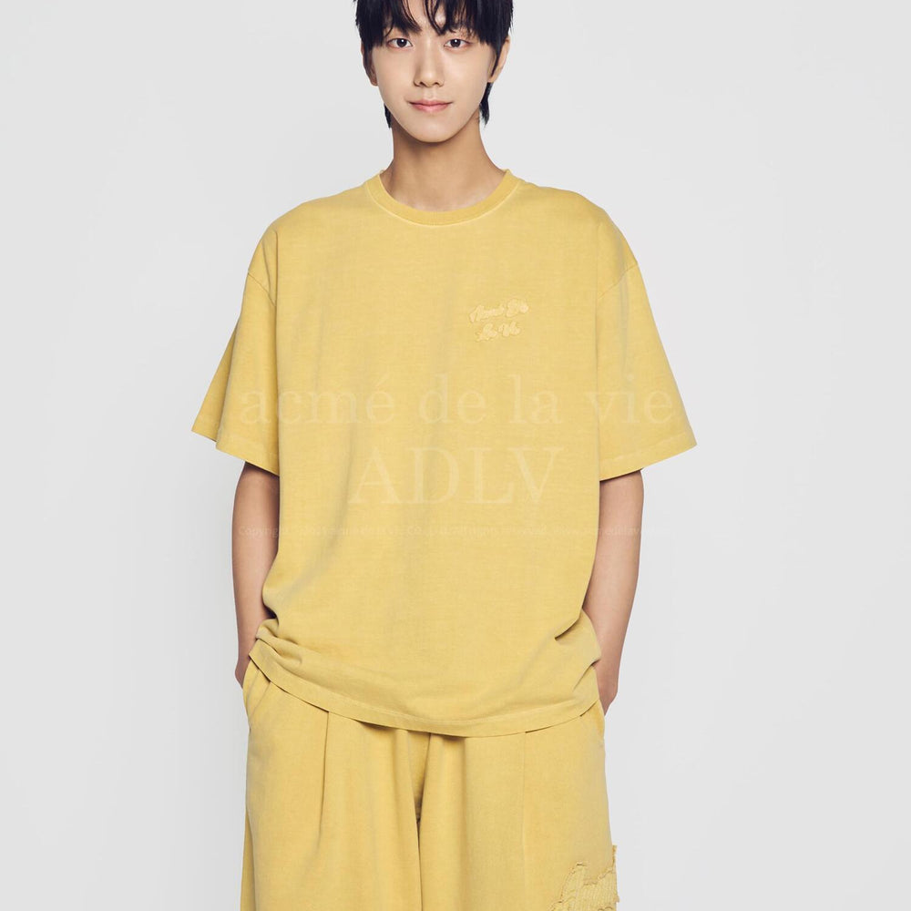 
                  
                    ADLV APPLIQUE LOGO PIGMENT SHORT SLEEVE T-SHIRT LIGHT YELLOW
                  
                