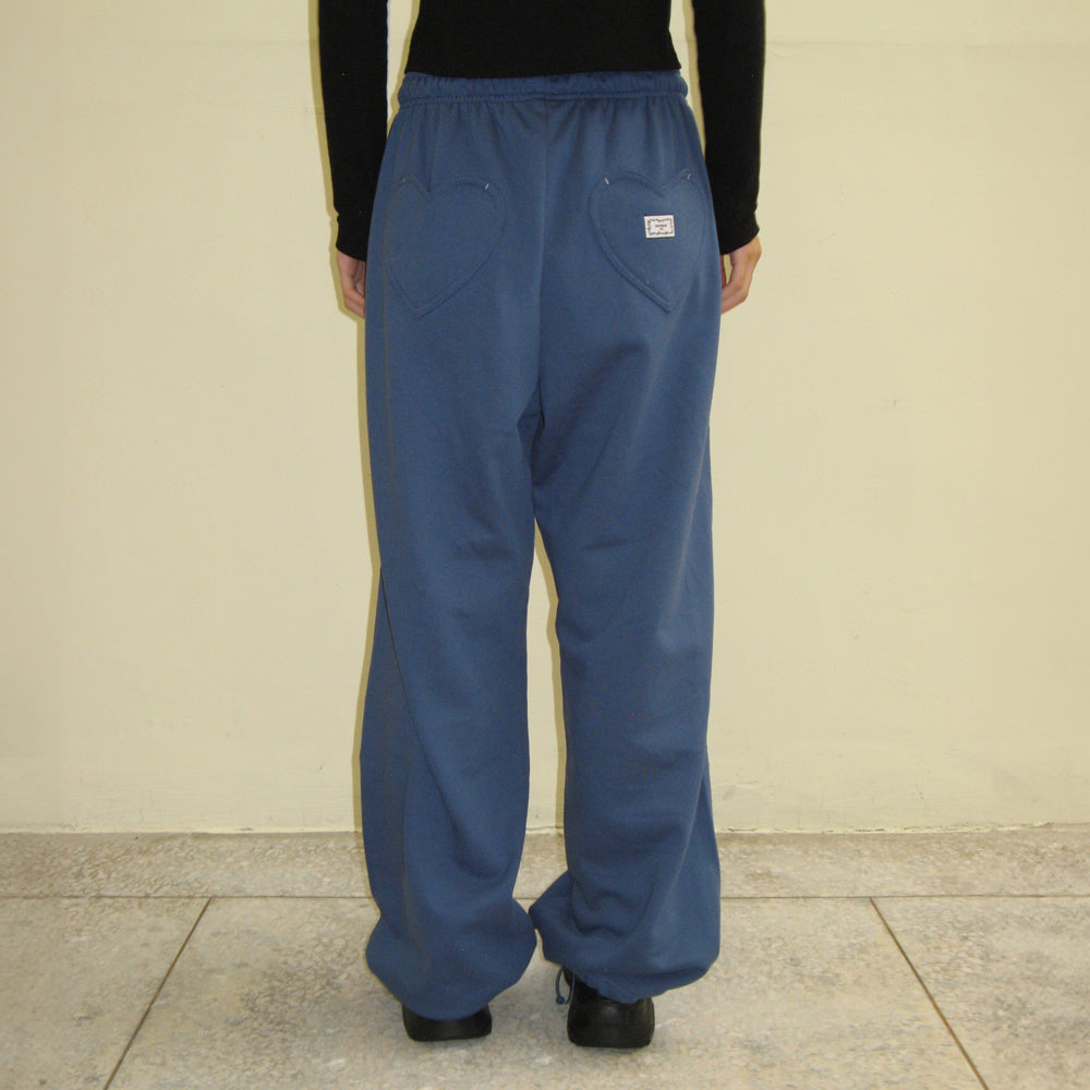 
                  
                    RONRON BACK HEART STITCH POCKET SWEAT JOGGER PANTS DUSTY BLUE
                  
                