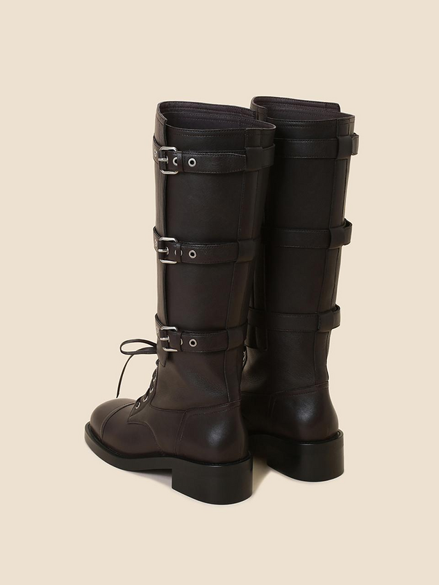 
                  
                    SCB Cocky long boots (brown)
                  
                