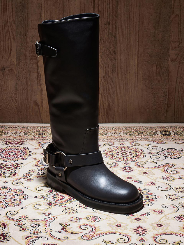 
                  
                    SCB Cocky long boots (brown)
                  
                