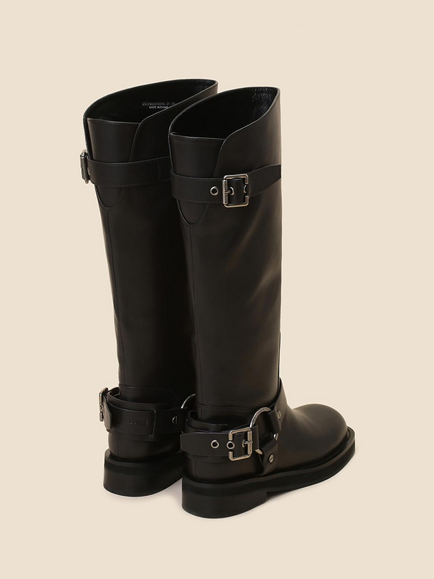 
                  
                    SCB Cocky long boots (brown)
                  
                