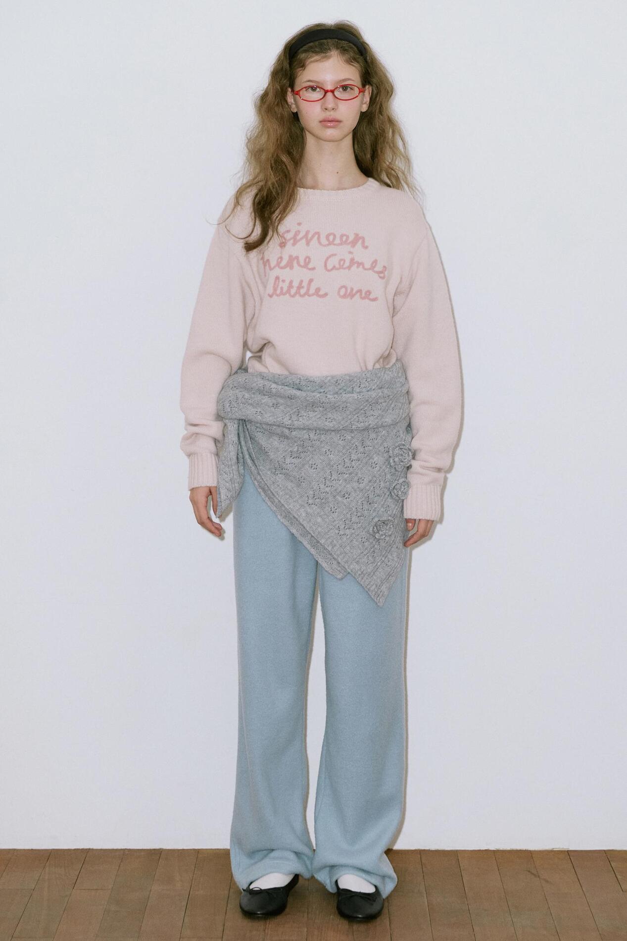 Sinoon Lettering Pullover Knit (Light Pink)