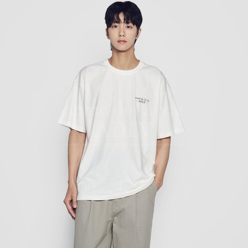 
                  
                    ADLV SNOW BEAR SHORT SLEEVE T-SHIRT CREAM
                  
                