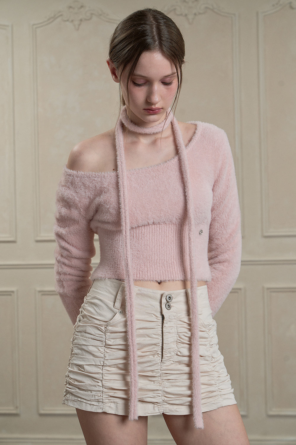 PAIN OR PLEASURE PETAL SCARF KNIT PINK