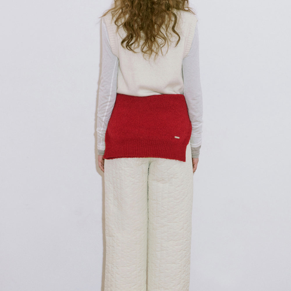 
                  
                    Sinoon Horse Knit Vest (Ivory)
                  
                