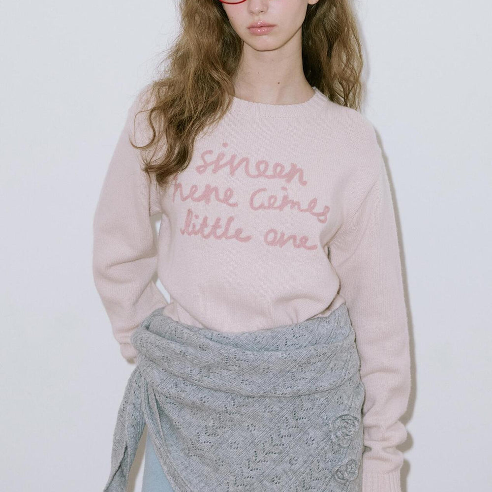 
                  
                    Sinoon Lettering Pullover Knit (Light Pink)
                  
                