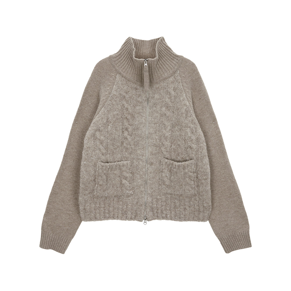 
                  
                    MATIN KIM SPELL POINT CABLE KNIT ZIP UP
                  
                