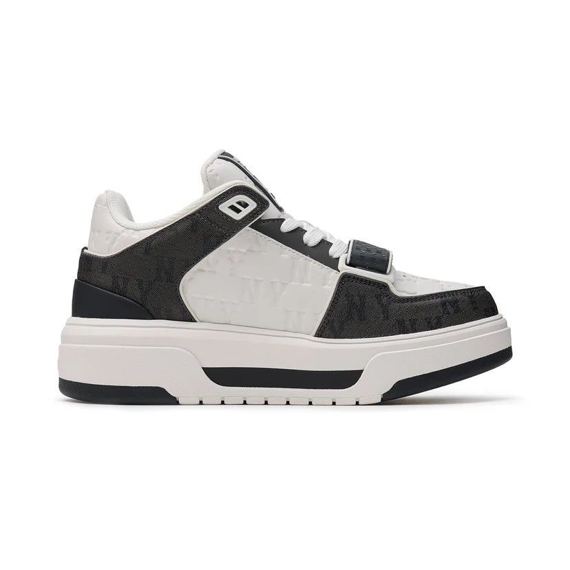 
                  
                    MLB CHUNKY LINER MID CLASSIC MONOGRAM NY SNEAKER (BLACK)
                  
                