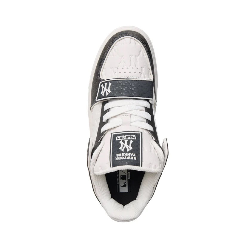 
                  
                    MLB CHUNKY LINER MID CLASSIC MONOGRAM NY SNEAKER (BLACK)
                  
                