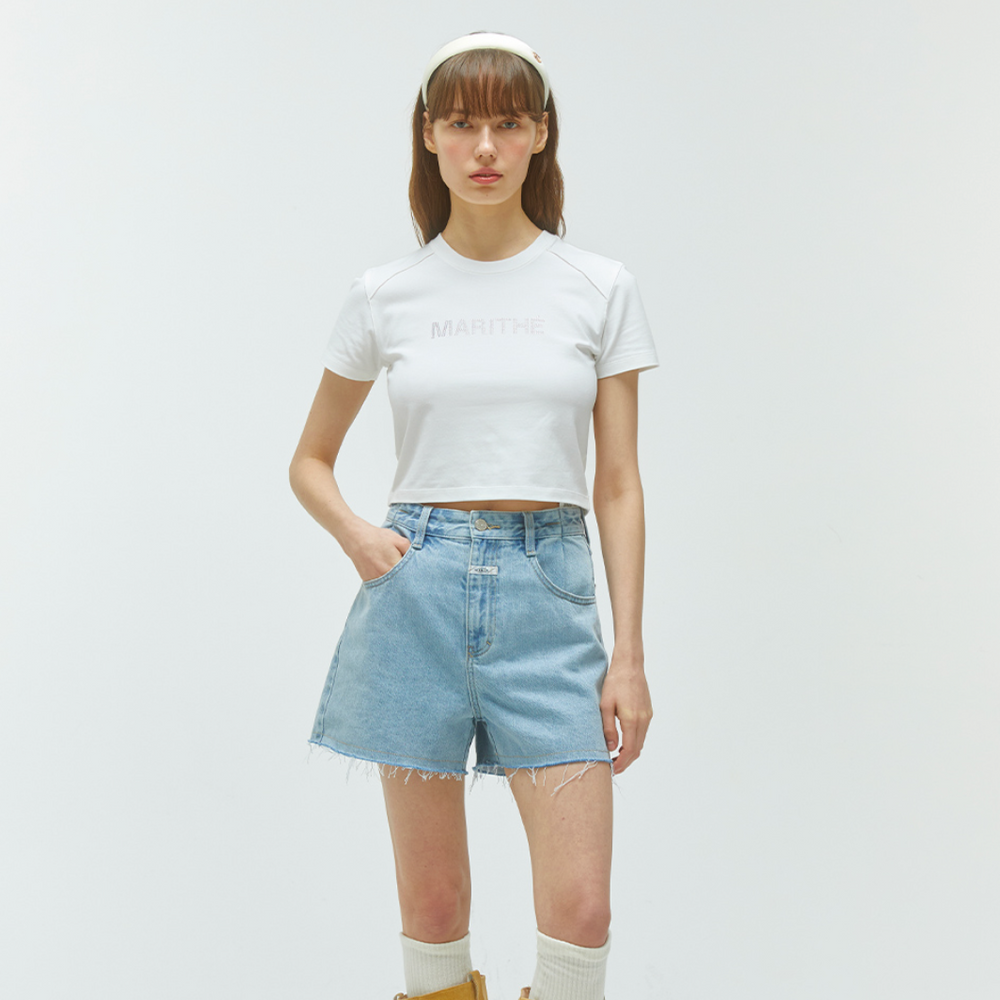 
                  
                    MARITHÉ W HOTFIX LOGO CROP TEE
                  
                