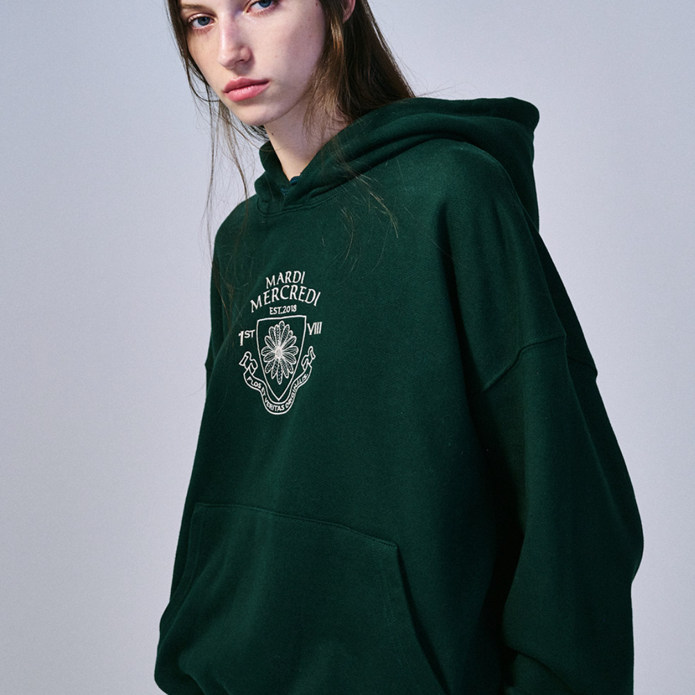 
                  
                    MARDI HOODY ALUMNI SMALL EMBLEM NEEDLEWORK_DEEPGREEN CREAM
                  
                