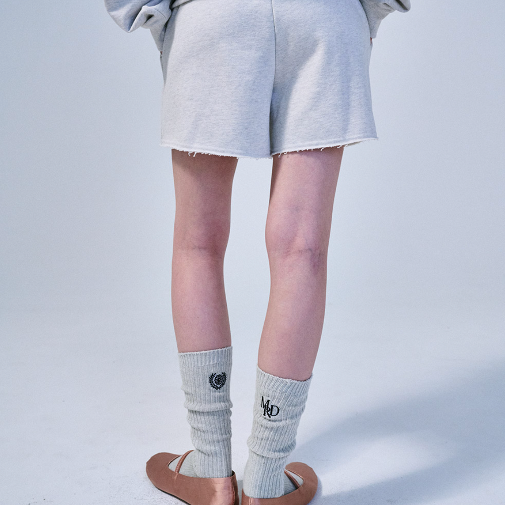 
                  
                    MARDI SWEAT SHORTS SATIN SPADE_OATMEAL
                  
                