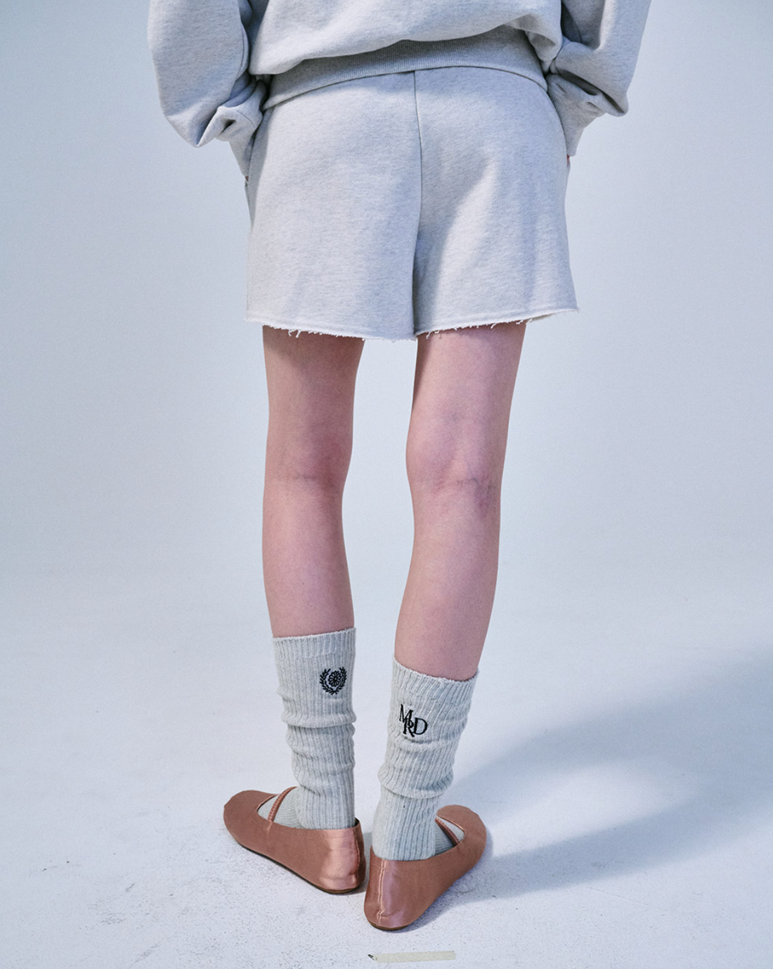 MARDI SWEAT SHORTS SATIN SPADE_OATMEAL