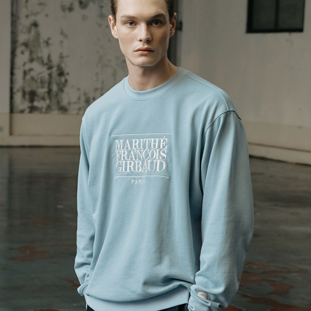 
                  
                    MARITHÉ CLASSIC LOGO EMBROIDERY SWEATSHIRT
                  
                