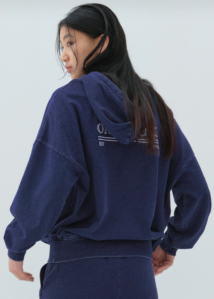 
                  
                    O!Oi LAYERED LOGO HOODIE DEEP BLUE
                  
                