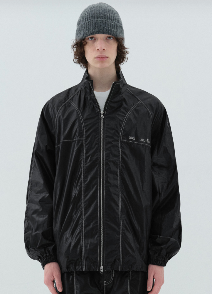 
                  
                    O!Oi LAYERED LOGO COATING WINDBREAKER BLACK
                  
                