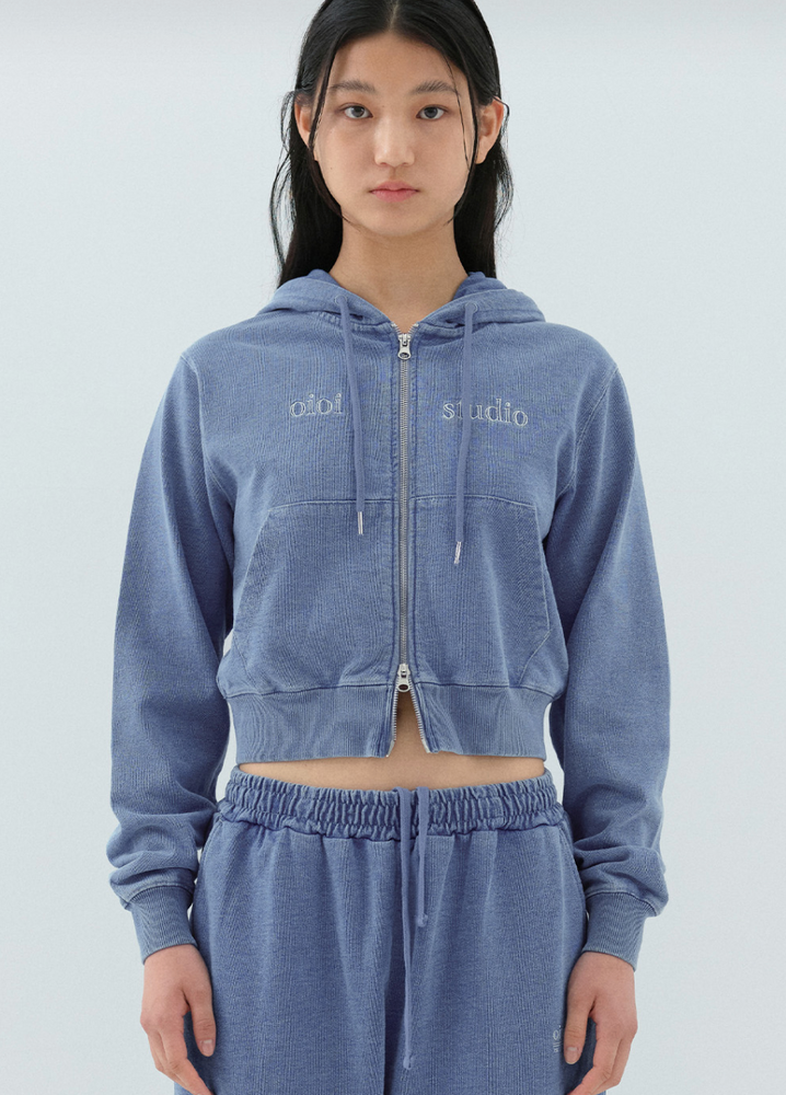 O!Oi LAYERED LOGO CROP HOOD ZIPUP LIGHT BLUE