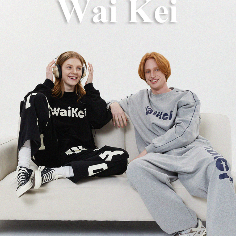 
                  
                    WAIKEI Piping Star Logo Sweatshirts BLACK
                  
                