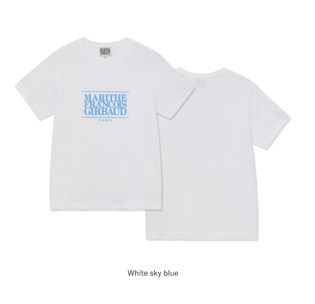 【IN STOCK】MARITHÉ W CLASSIC LOGO TEE WHITE/SKY BLUE