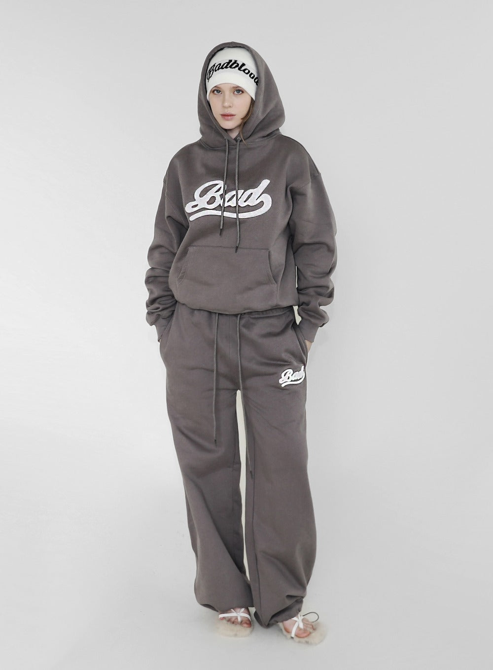 BAD BLOOD Bad Applique Jogger Loose Fit - Grey