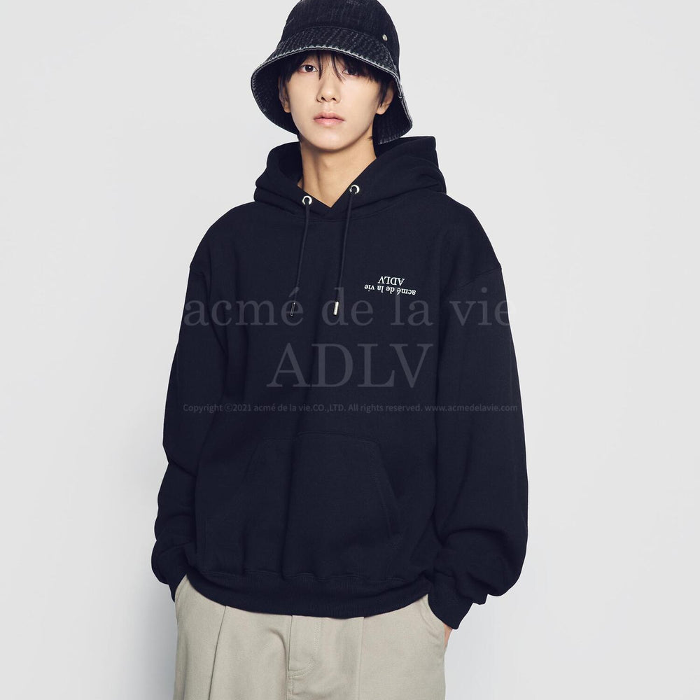 
                  
                    ADLV UPSIDE DOWN LOGO NAPPING ZURRY HOODIE BLACK
                  
                