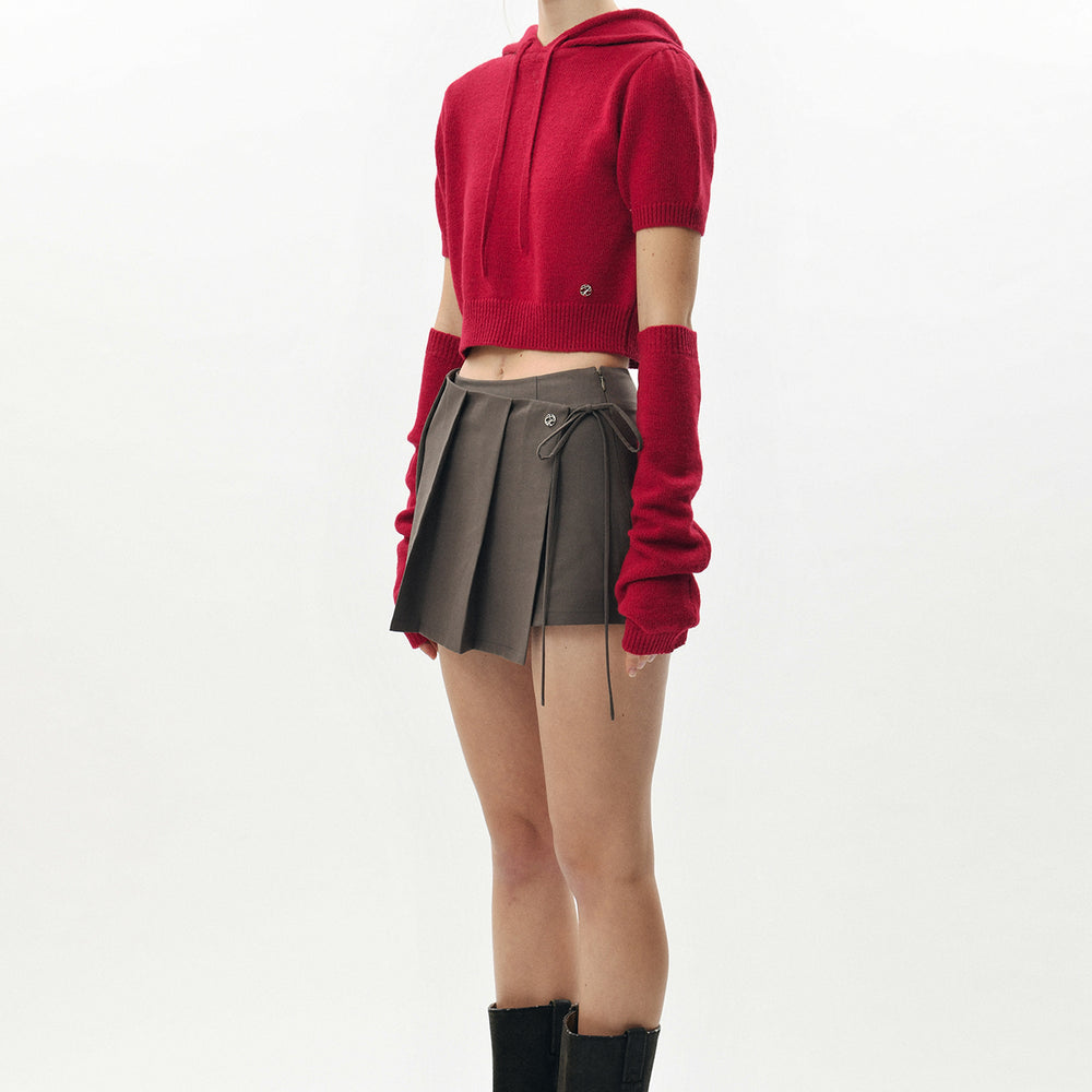 
                      
                        PAIN OR PLEASURE AMY HOODIE KNIT RED
                      
                    