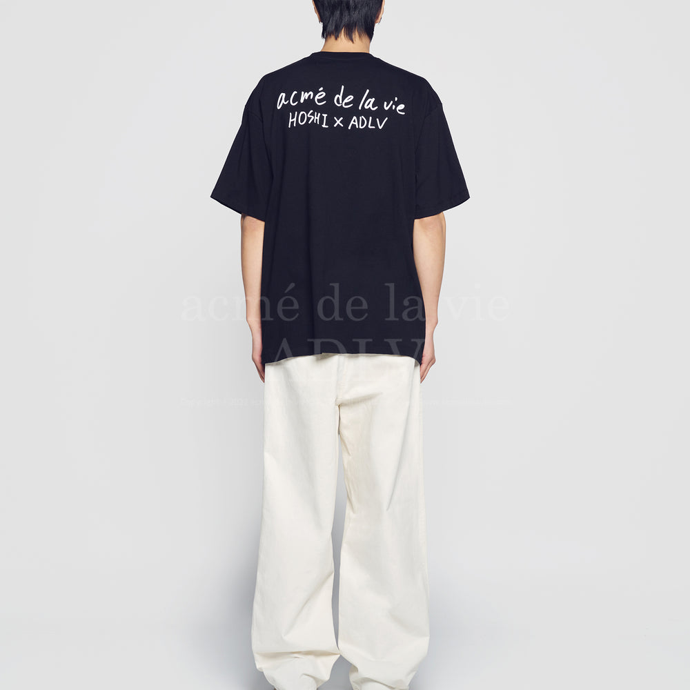 
                  
                    HOSHI X ADLV WAPPEN SHORT SLEEVE T-SHIRT BLACK
                  
                