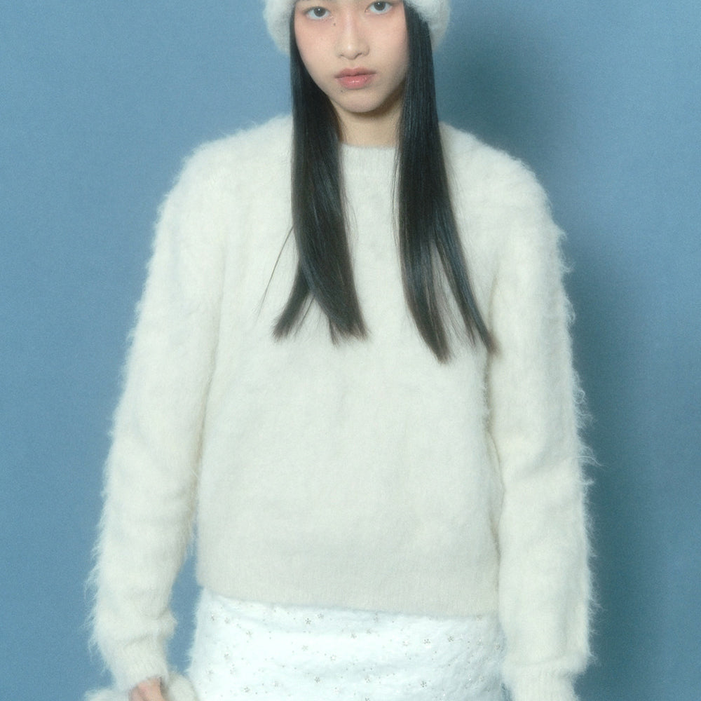 
                  
                    ROCKFISH SHAGGY KNIT PULLOVER
                  
                