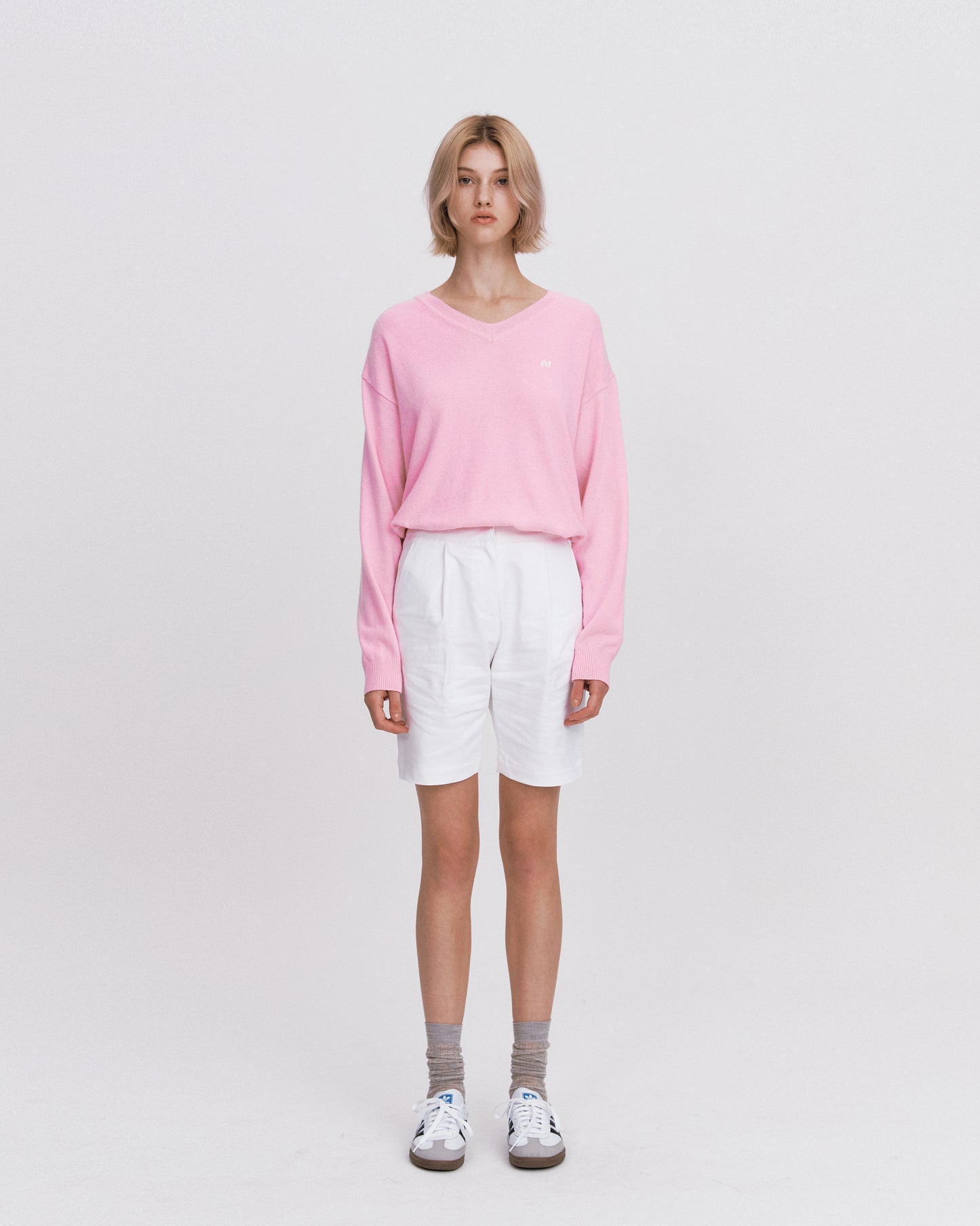 NOIRNINE UNISEX N V-Neck Knit PINK