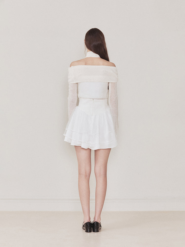 
                  
                    Petal Knit IVORY
                  
                