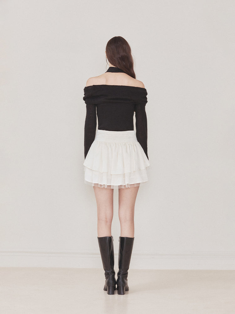 
                  
                    Petal Knit BLACK
                  
                