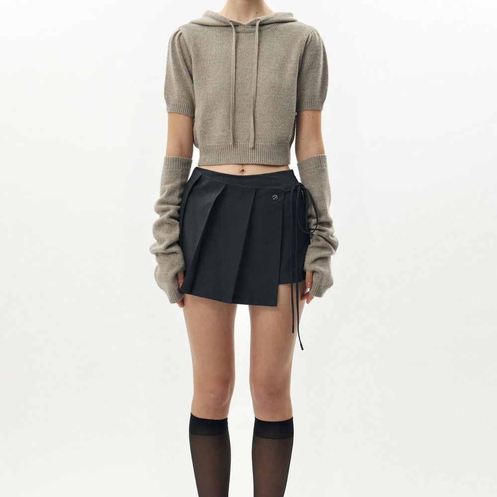 
                      
                        PAIN OR PLEASURE AMY HOODIE KNIT BEIGE
                      
                    