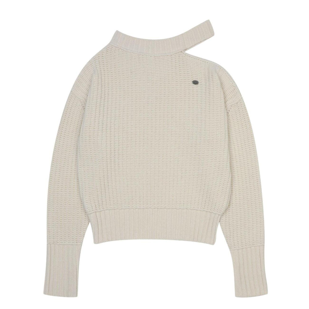 
                  
                    BOHEMSEO NECK CUT-OUT LOOSE FIT KNIT, CREAM
                  
                